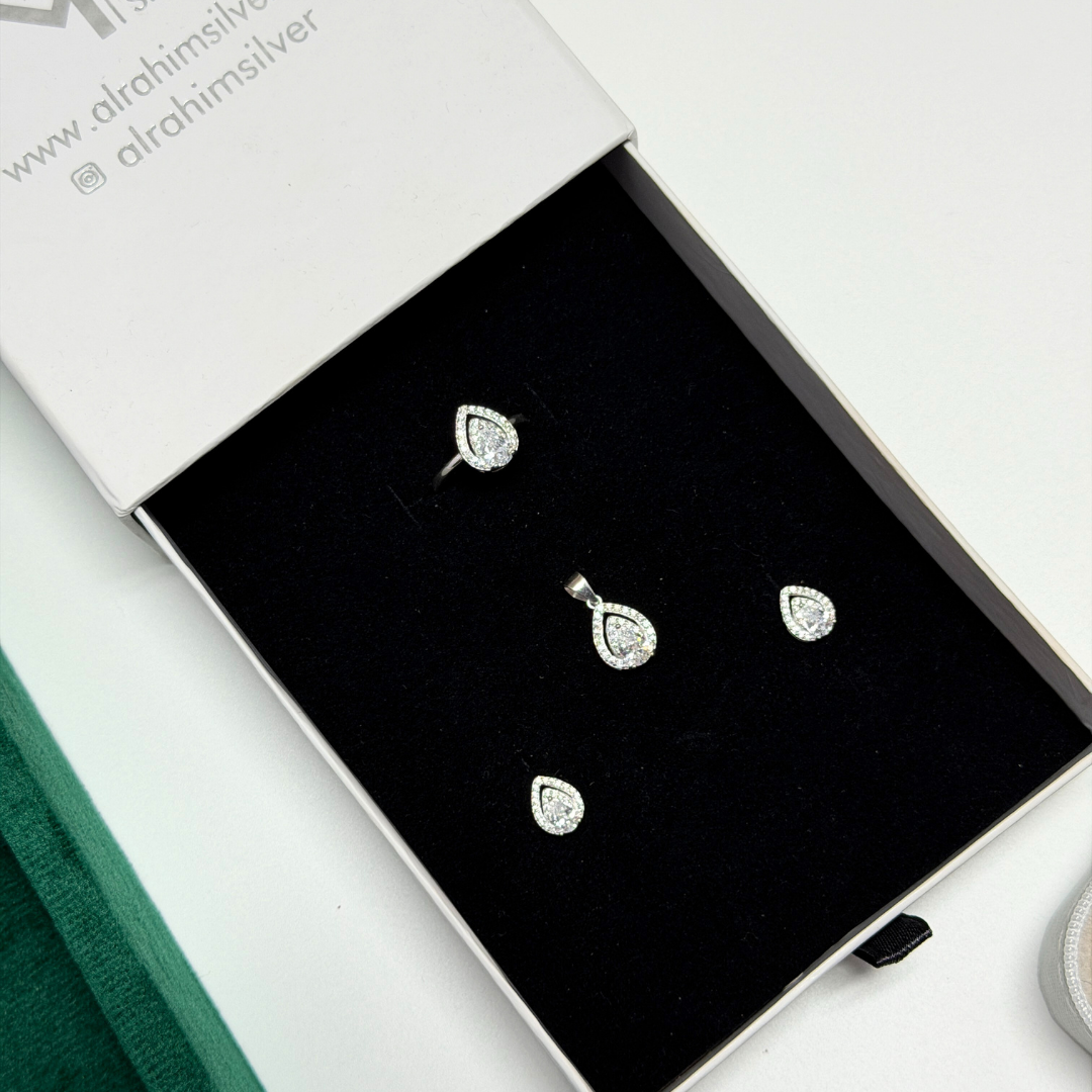 Teardrop Silver Pendant Set