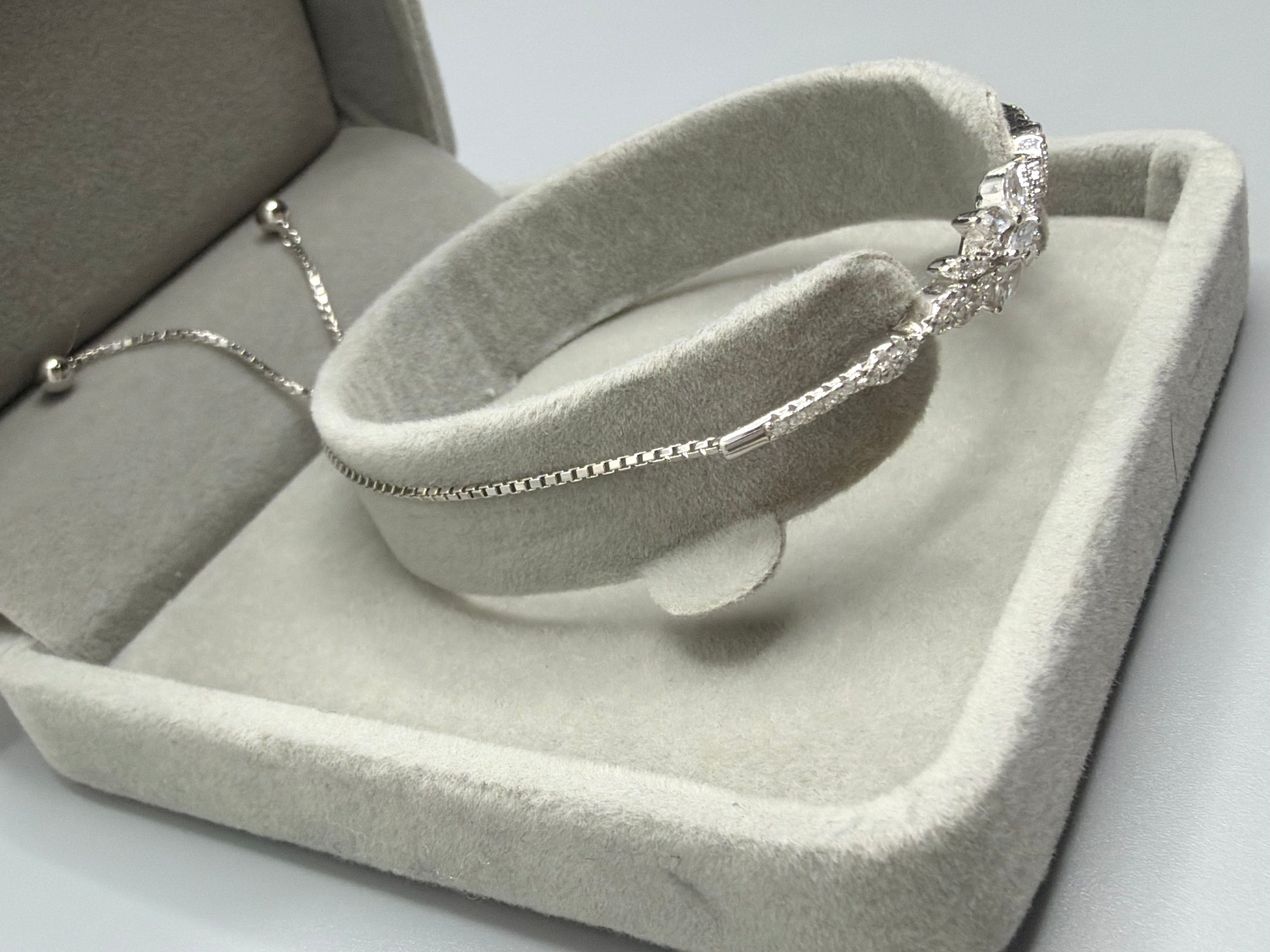 925 Silver Marquise Bolo Bracelet