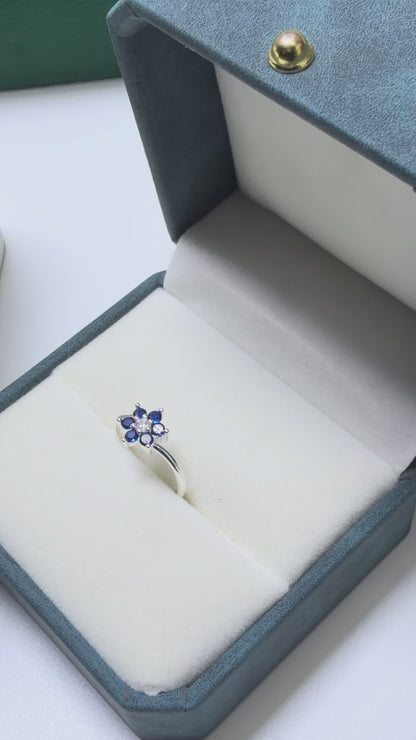 Six Petals Silver Ring
